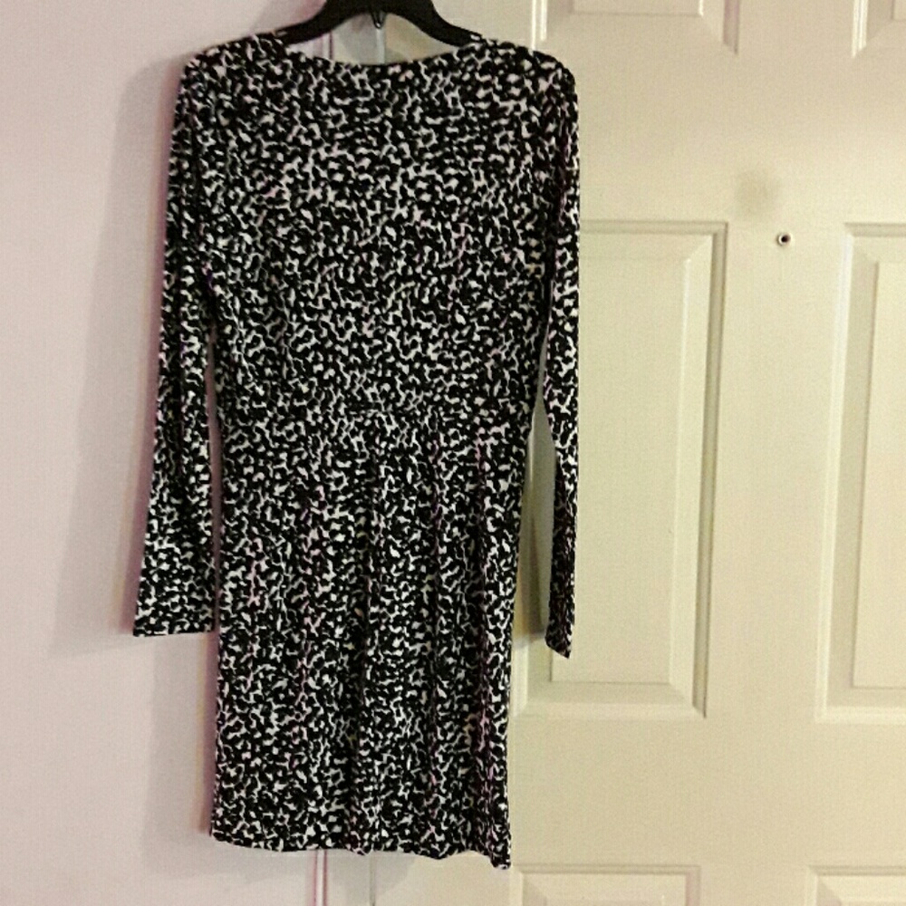 Metaphor Dress - Picture 2 of 4